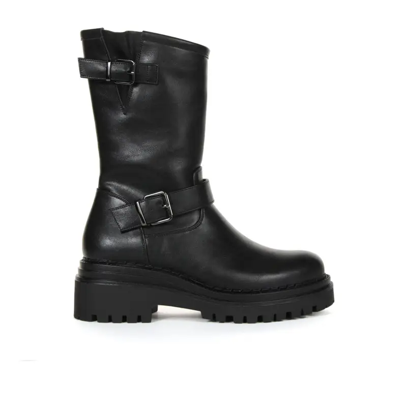 Stivaletti neri bassi con fibbie