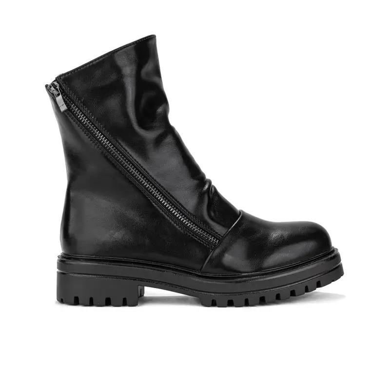 Stivaletti neri bassi con zip