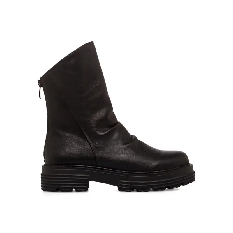 Stivaletti neri bassi con zip posteriore