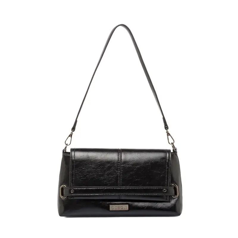 Tracolla nera da donna con patta con fibbia