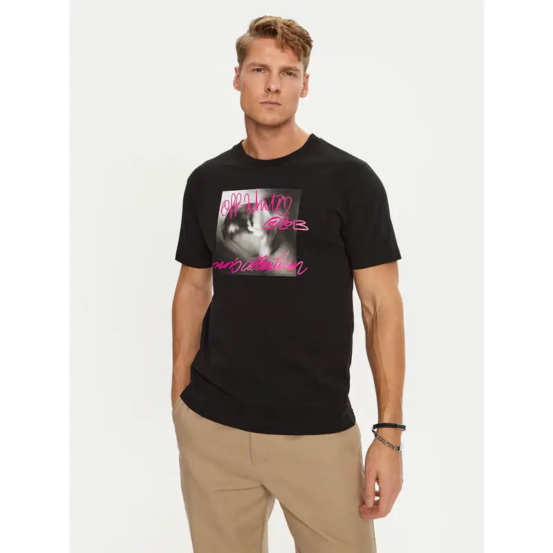 Off-White T-shirt Nero 3227900