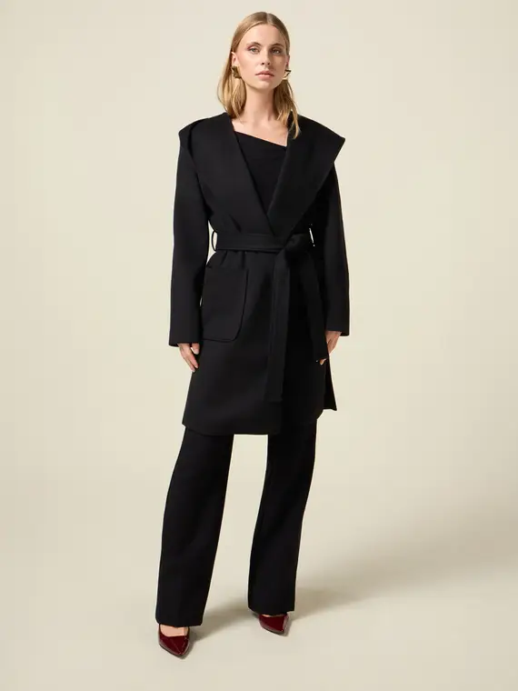 Cappotto con cappuccio e cintura Donna, Nero
