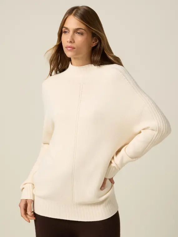 Maglia dolcevita con dettagli a coste Donna