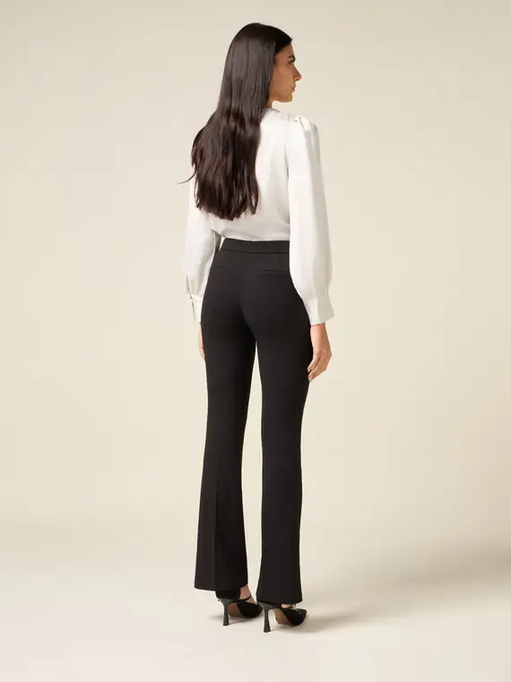 Pantaloni flare in tessuto crêpe Donna, Nero miniatura 2