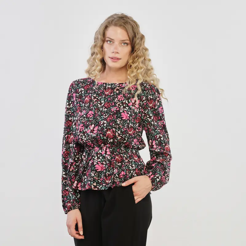 Blusa fucsia con stampa floreale