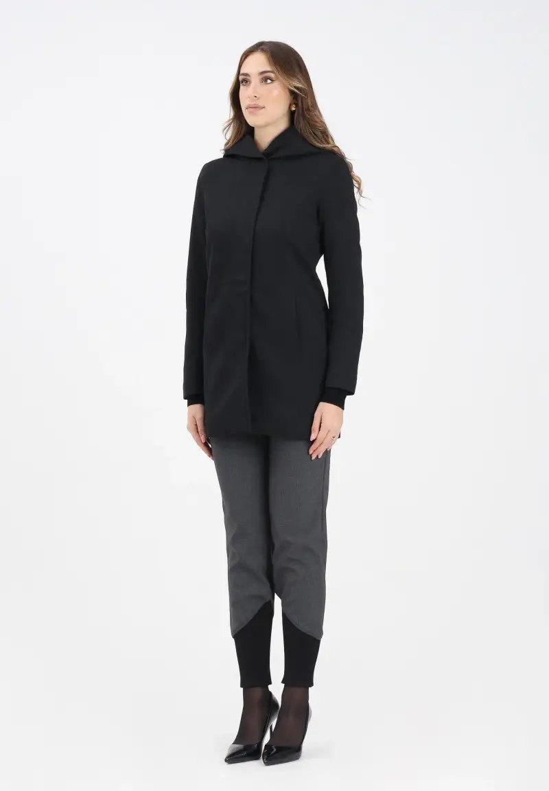 Cappotto nero da donna
