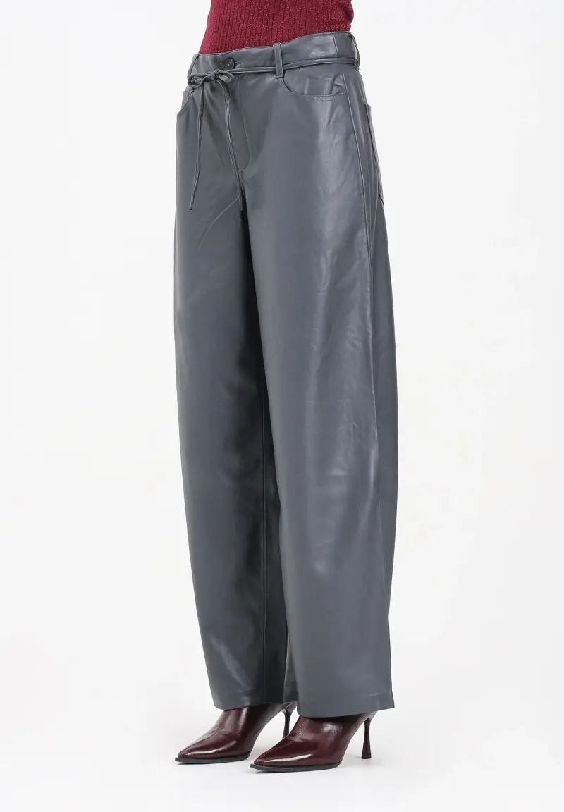 Pantalone in eco-pelle color grigio da donna