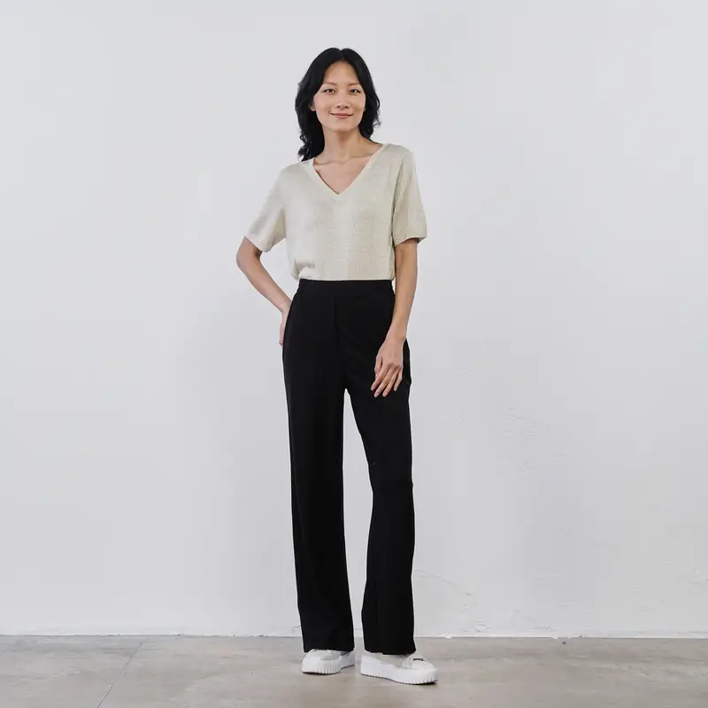 Pantaloni neri morbidi lunghi da donna