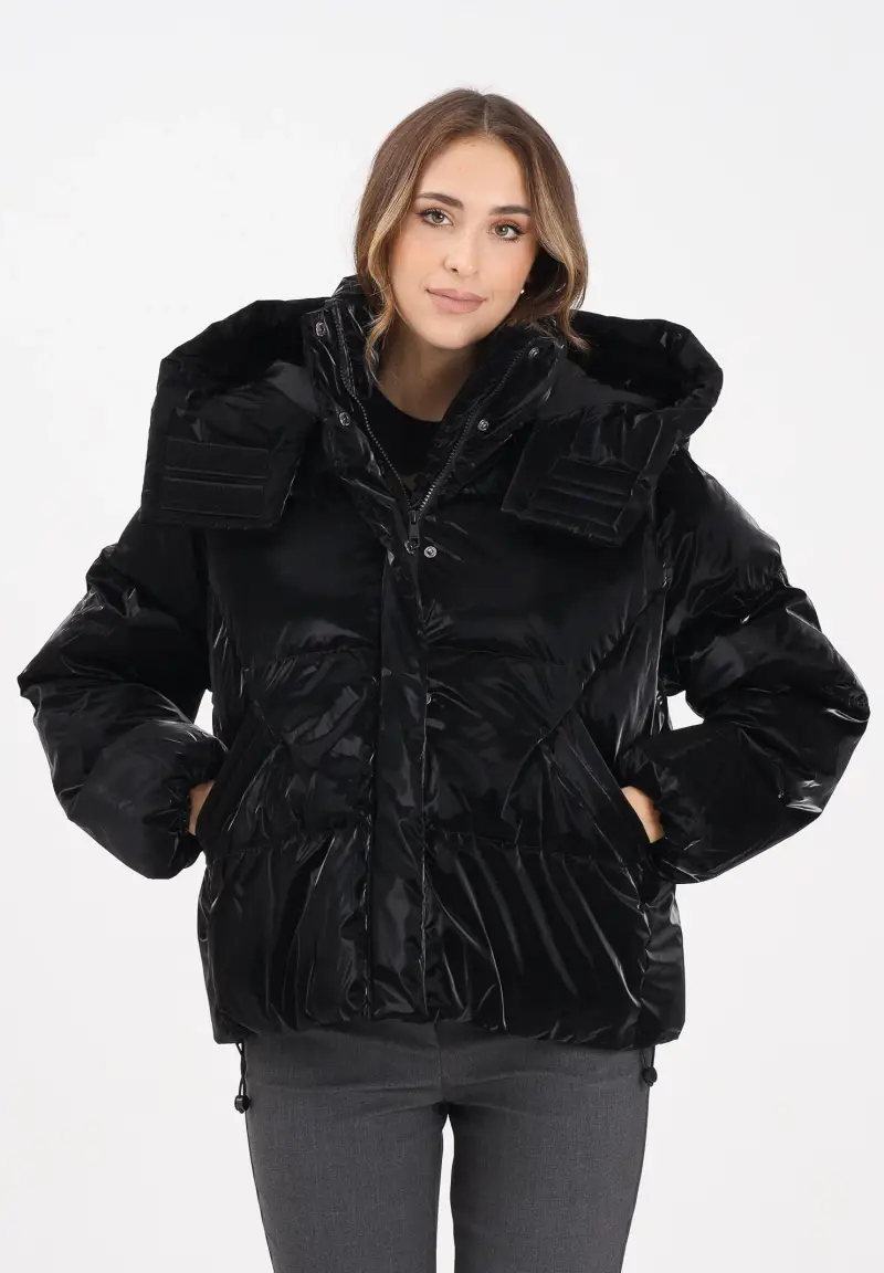 Piumino nero da donna miniatura 2