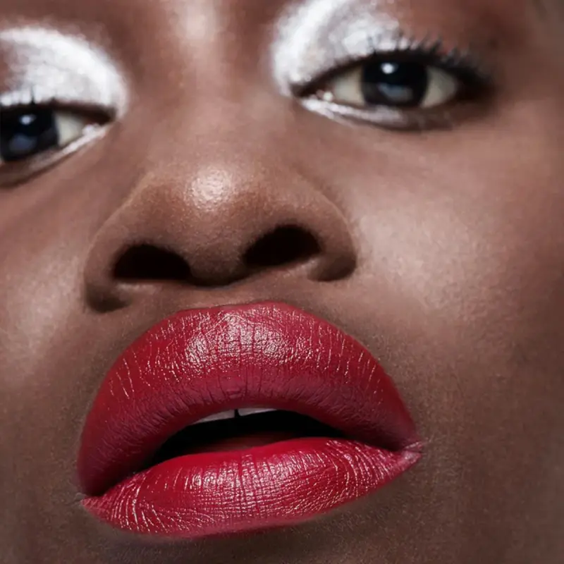 Labbra CLICK'N KISS 04 cherry Milly - rosso ciliegia intenso freddo - Rossetti miniatura 3