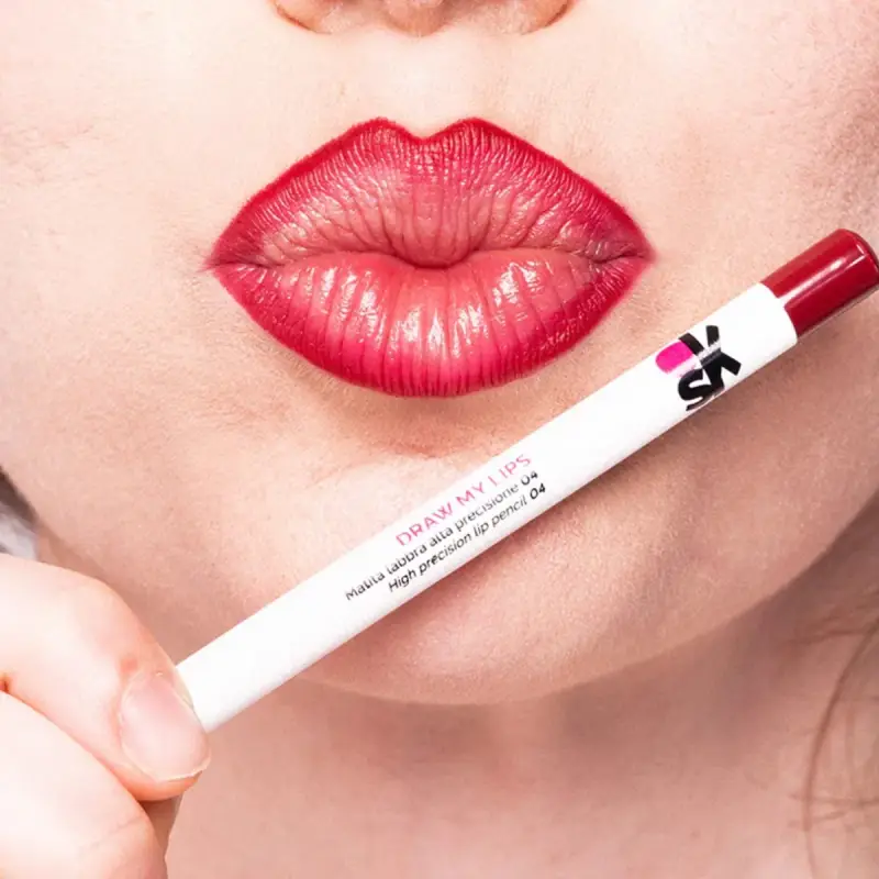 Labbra DRAW MY LIPS 04 cherry Milly - rosso ciliegia intenso freddo - Matita labbra miniatura 3
