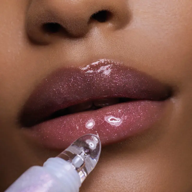 Labbra OVER GLAZER LIPGLOSS 01 MILKY HALO - Gloss miniatura 2