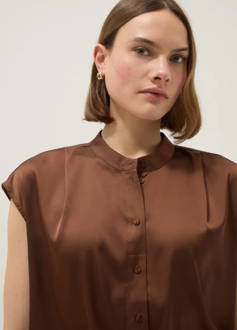 Blusa A Maniche Corte Marrone Regular Fit Con Collo Coreano, Donna, Marrone