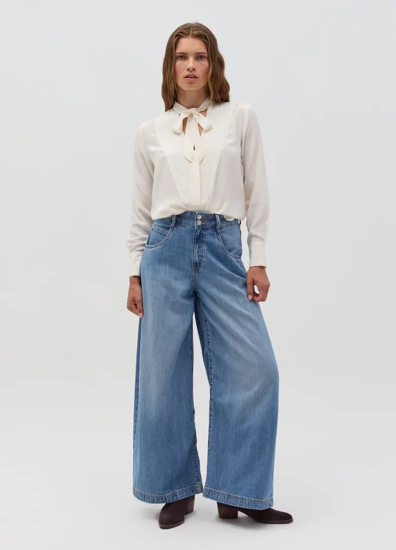 Blusa In Viscosa Con Foulard A Fiocco, Donna, Bianco