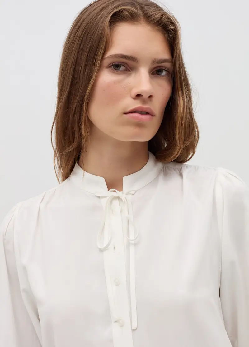 Blusa In Viscosa Con Foulard, Donna, Bianco miniatura 3