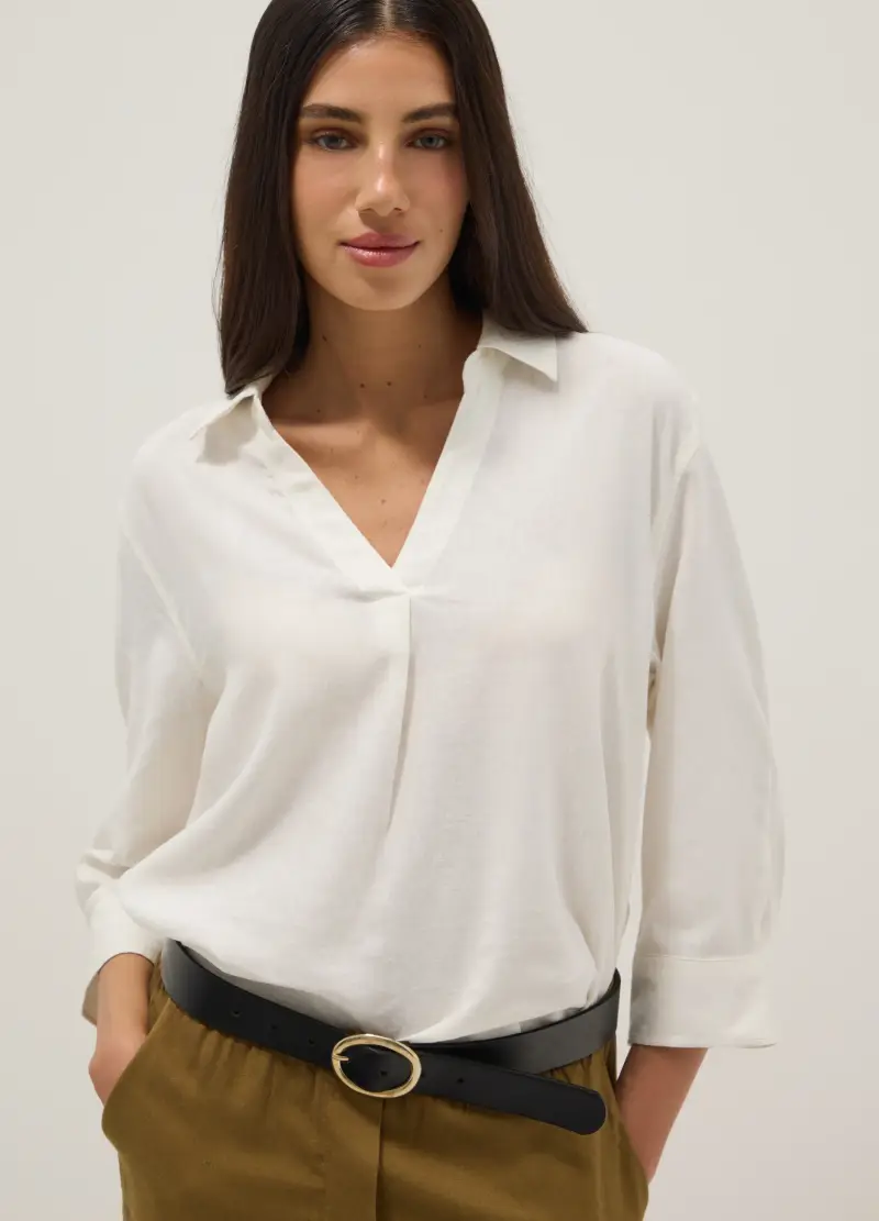 Camicia In Misto Lino E Viscosa Bianca Regular Fit Con Collo A V, Donna, Bianco