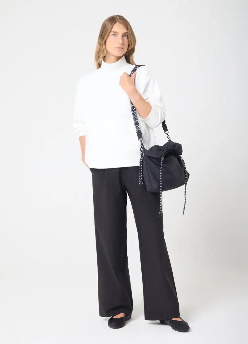 Felpa Con Collo Alto E Tasca In Tessuto A Contrasto Altavia Studio, Donna, Bianco