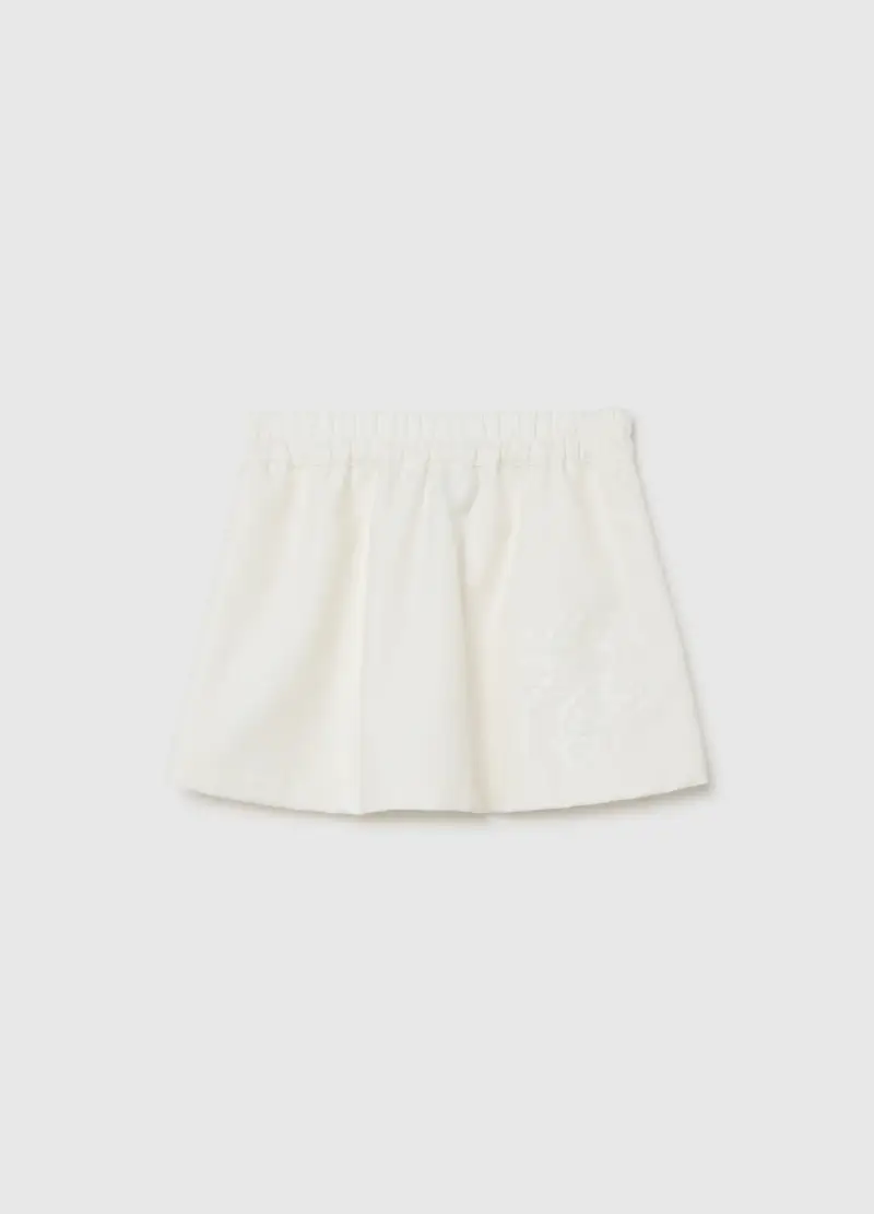 Shorts Bianchi Accoglienti Con Ricamo, Bambina, Bianco