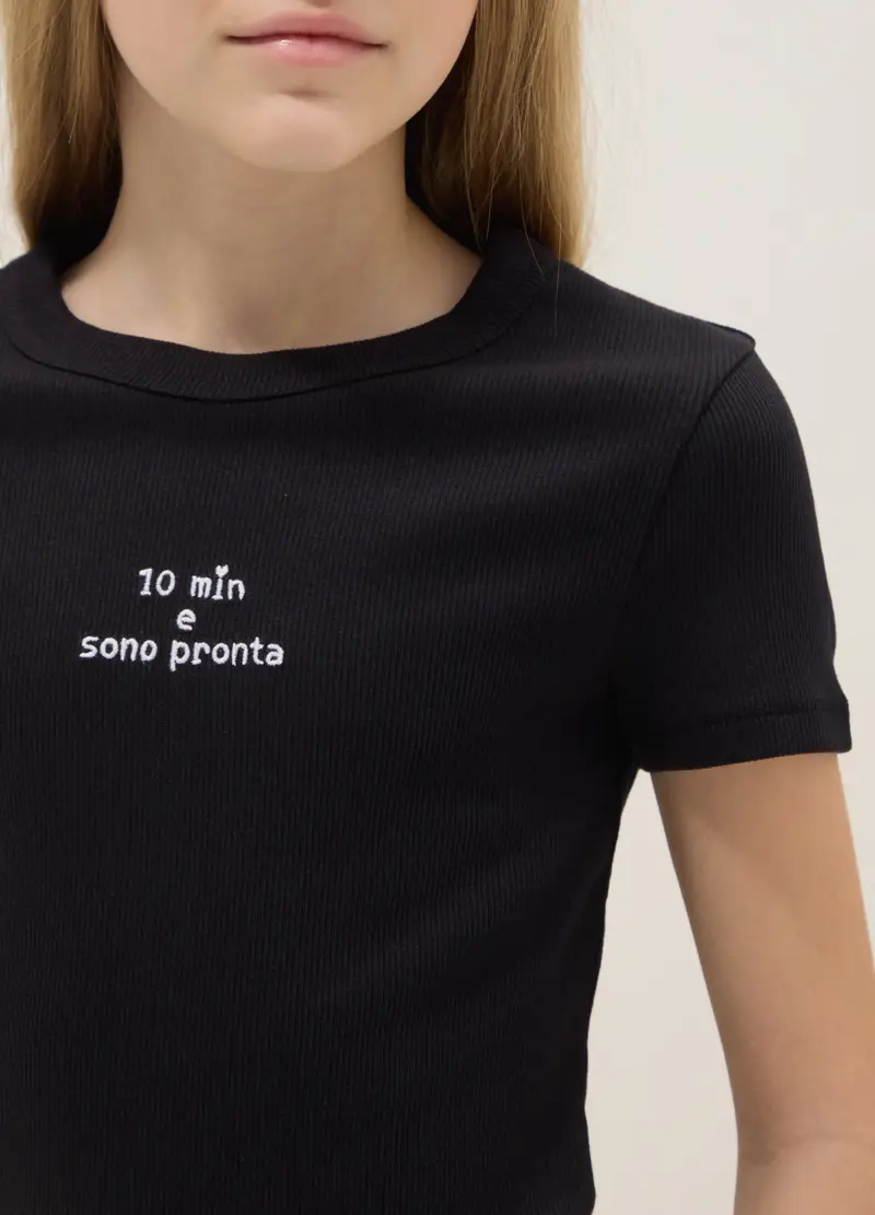 T-shirt Fitted In Cotone Elasticizzato Nera Da Ragazza Con Frase, Bambina, Nero miniatura 3
