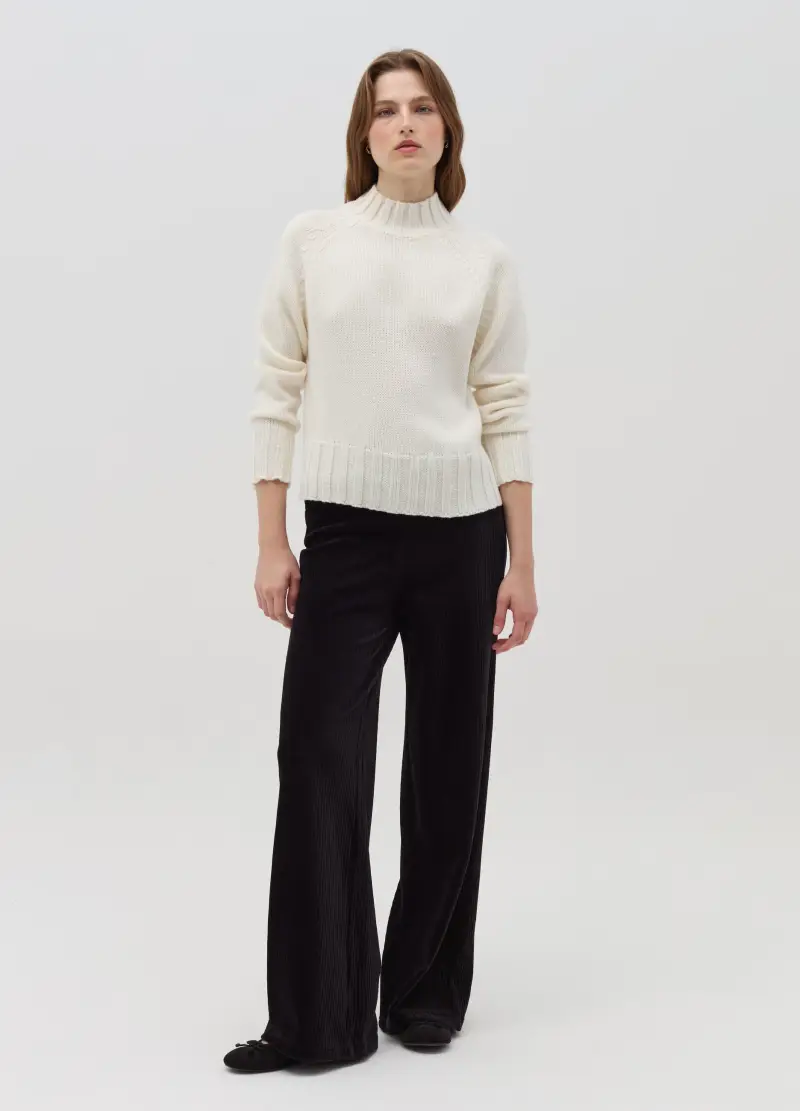 Pantalone Jogger A Gamba Larga In Corduroy, Donna, Nero