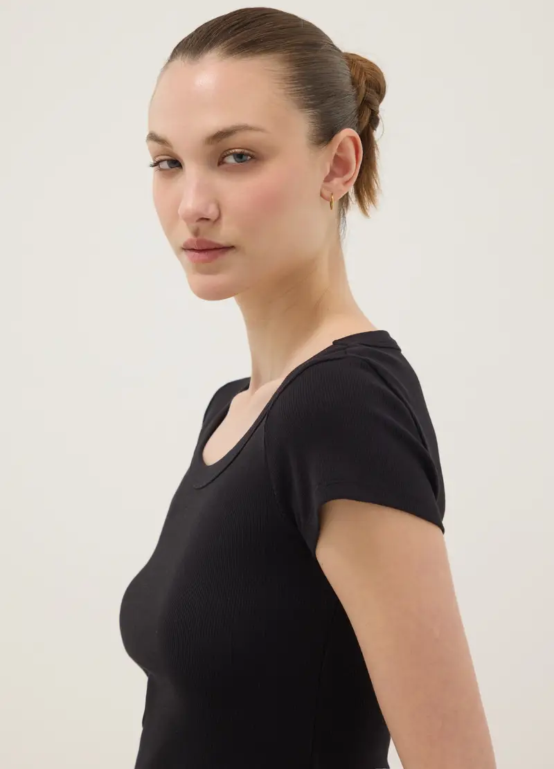 T-shirt Fitted A Maniche Corte In Cotone Elasticizzato Nera, Donna, Nero