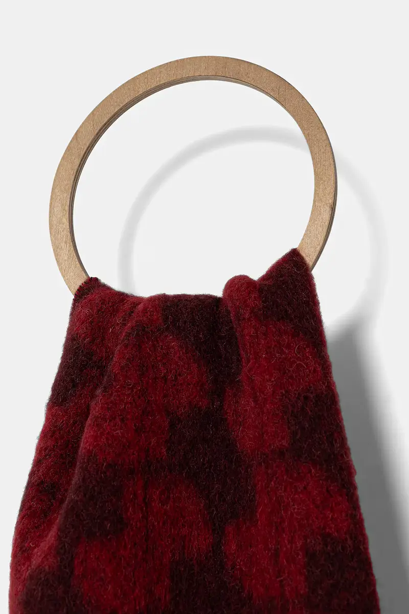 scialle con lana colore nero AC0720198 Granata miniatura 2