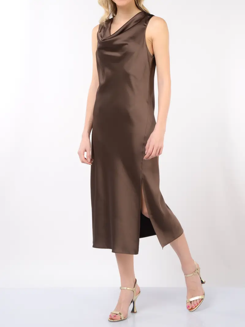 abito lungo da donna Patrizia Pepe effetto raso con scollo a labbro MARRON