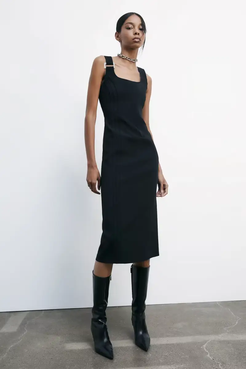 Abito midi "ESSENTIAL" in crêpe Nero
