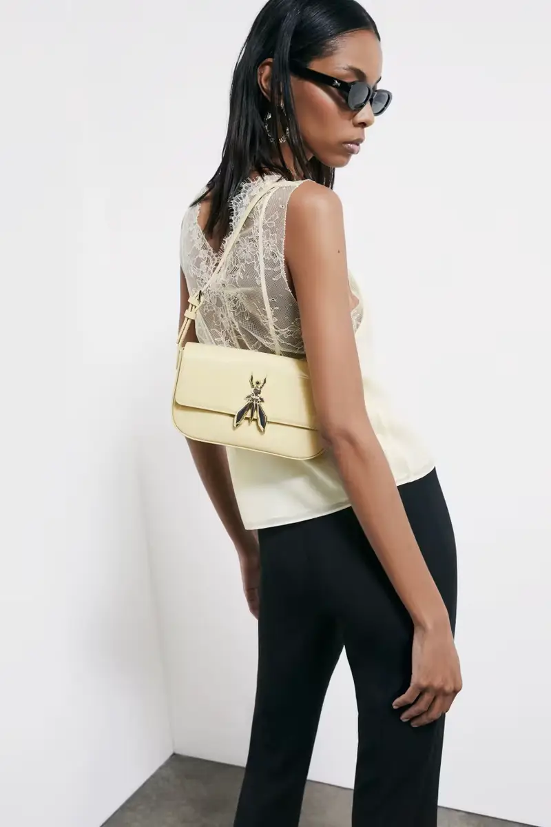 Borsa a spalla "ESSENTIAL" Fly in pelle verniciata Giallo