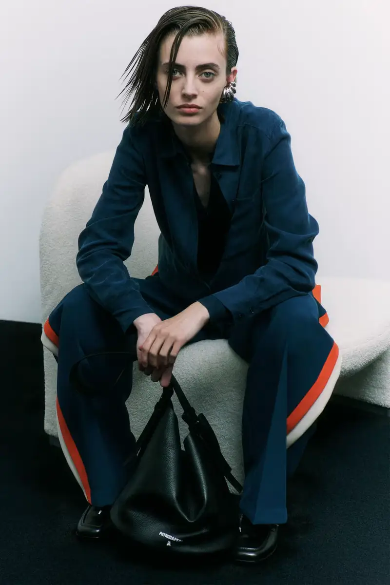 Camicia fluida in cupro con fiocco Blu