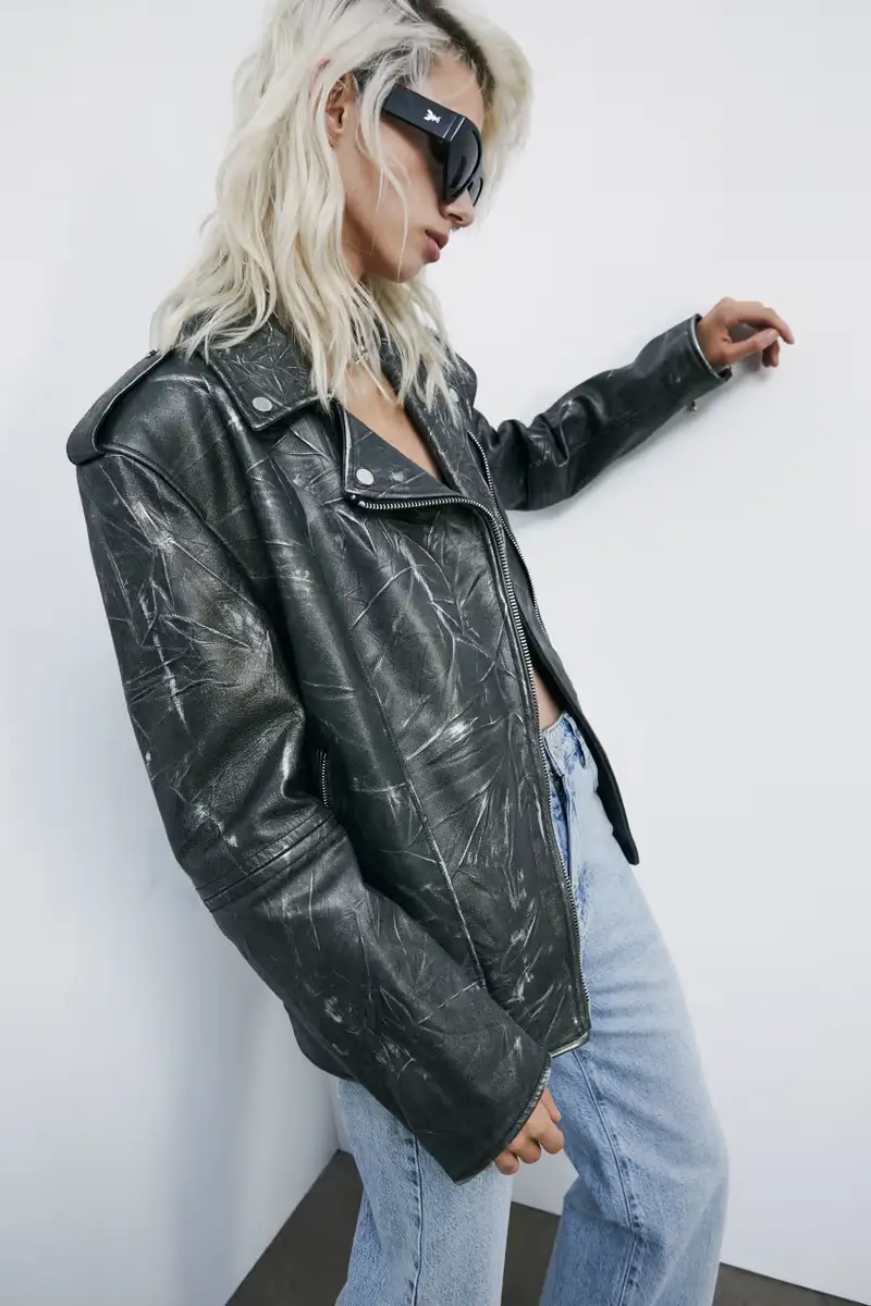 Chiodo over (IM)PERFECTION in pelle crinkle Nero