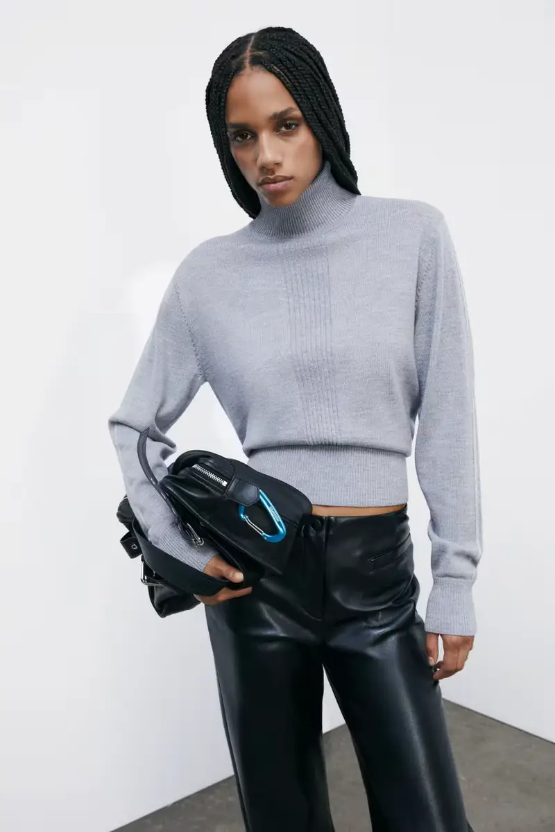 Dolcevita "ESSENTIAL" in lana Grigio