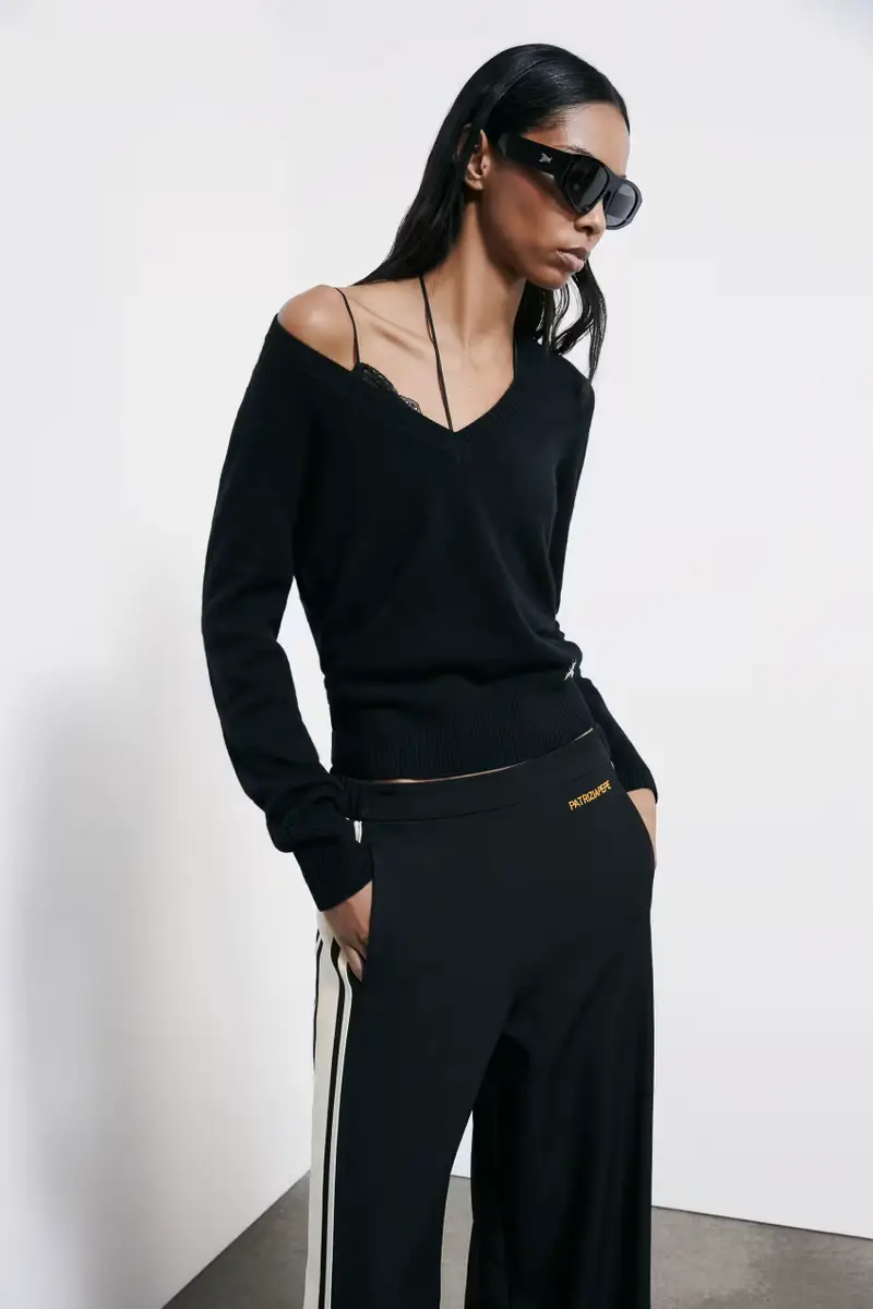 Maglia con scollo a "V" in Cashmere Nero