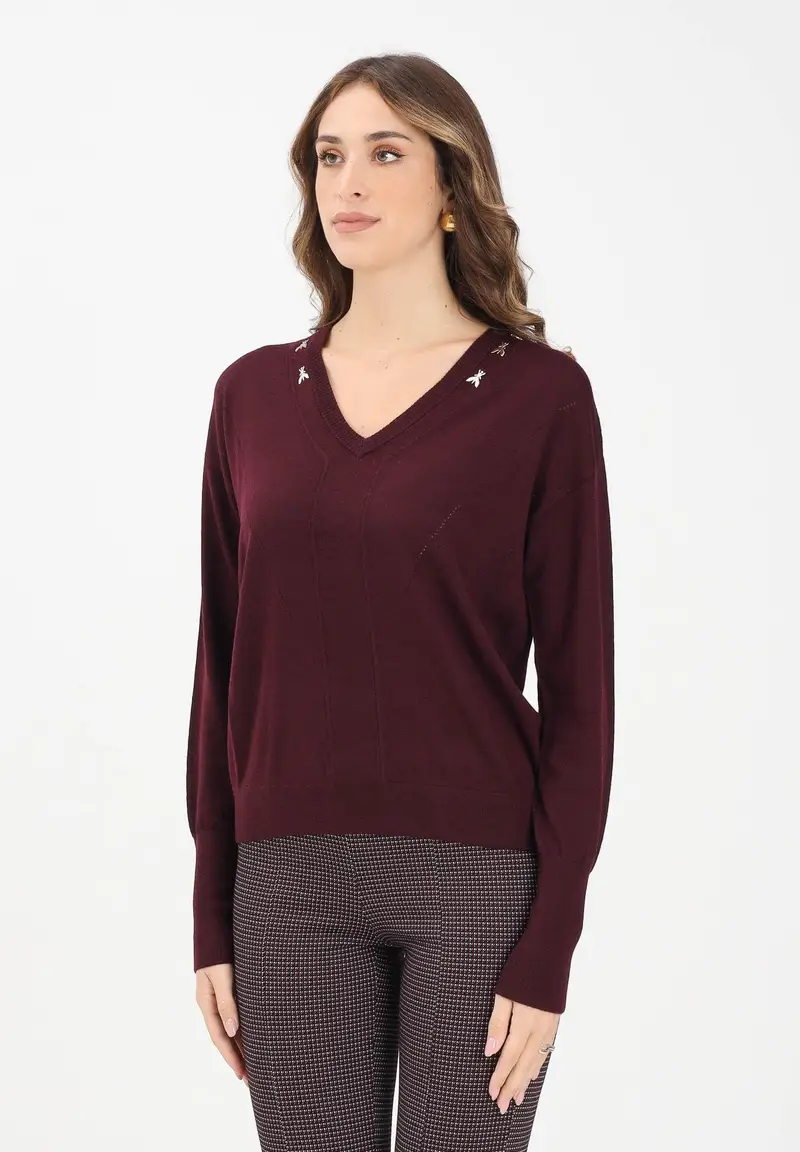 Maglioncino scollo a V bordeaux da donna con applicazioni FLY