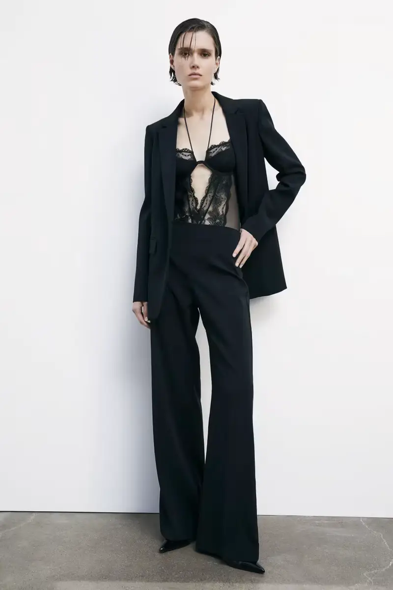 Pantaloni a palazzo con cintura Nero