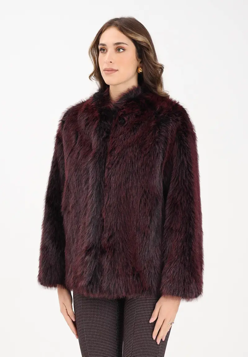 Pelliccia bordeaux da donna