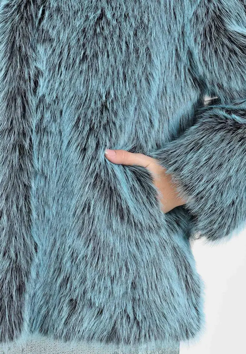 Pelliccia verde acqua da donna miniatura 3