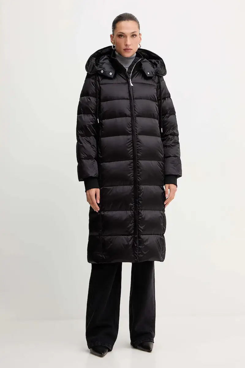 piumino colore nero 2O0216 A491