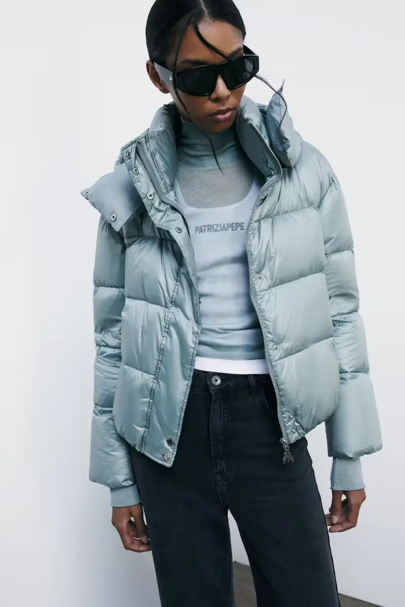 Piumino corto con cappuccio Verde