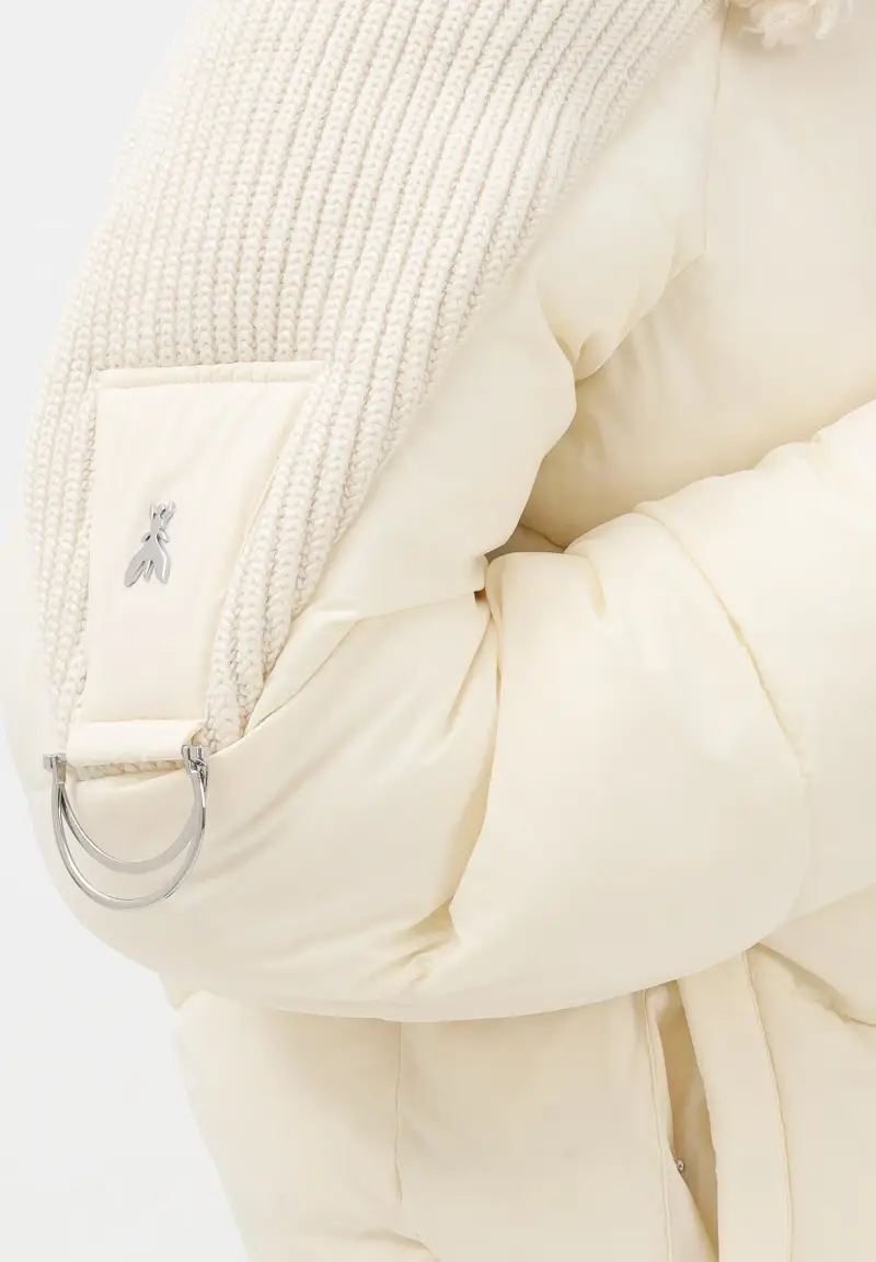 Piumino panna da donna con collo fluffy miniatura 3