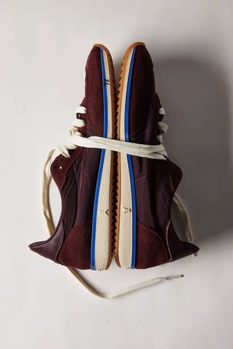Running SKIN Sneakers 93 in nylon Marrone