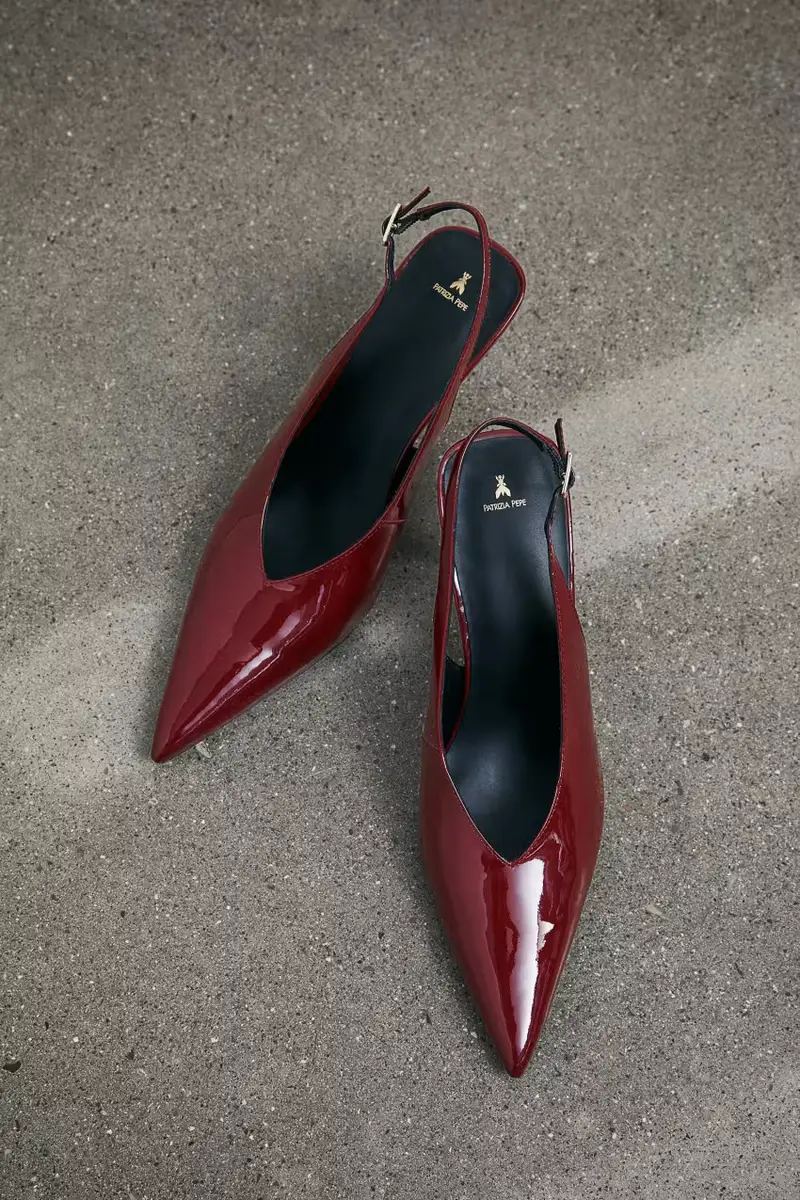 Slingback in pelle con tacco Rosso