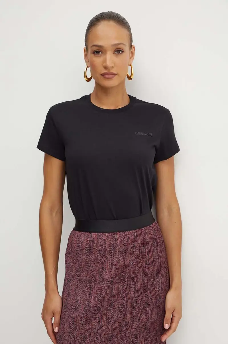 t-shirt in cotone colore nero