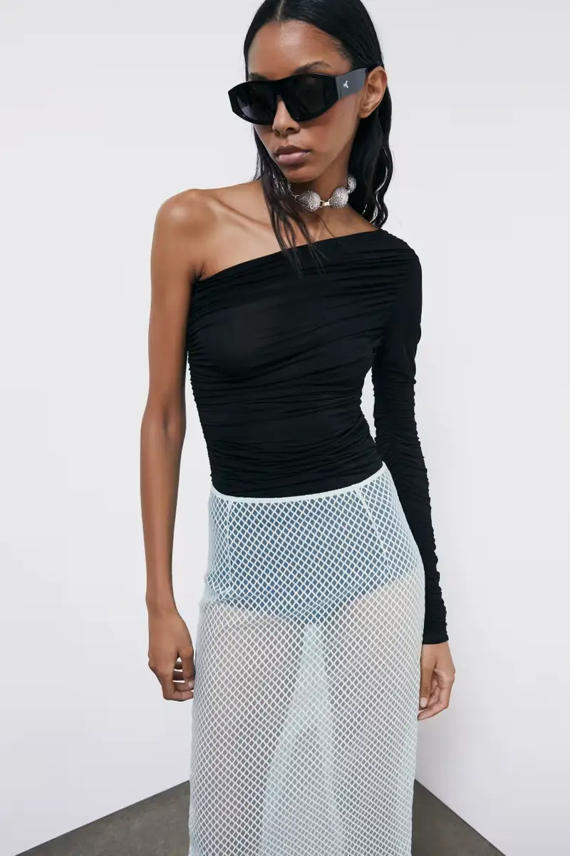 Top monospalla con drappeggi Nero