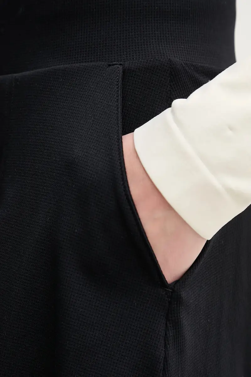 gonna sportiva colore nero G80206 miniatura 5