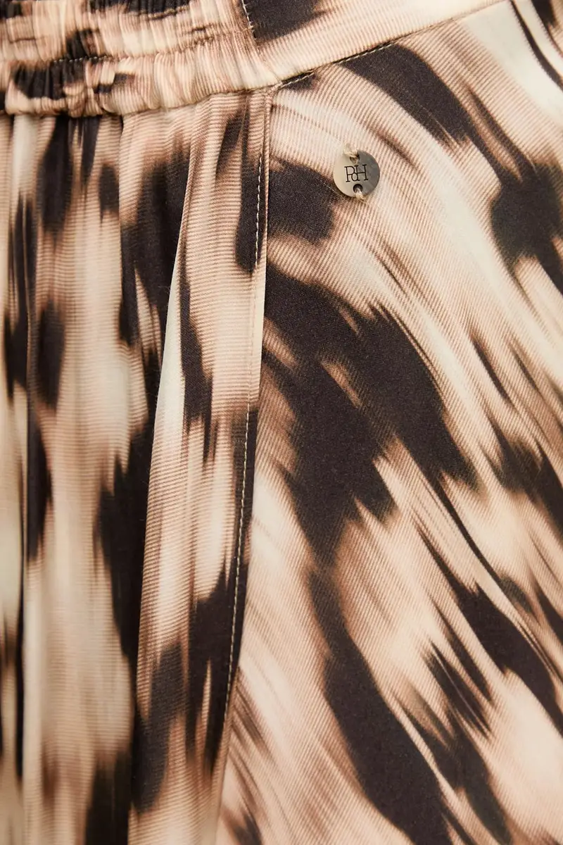 gonna colore beige 7599296 miniatura 4