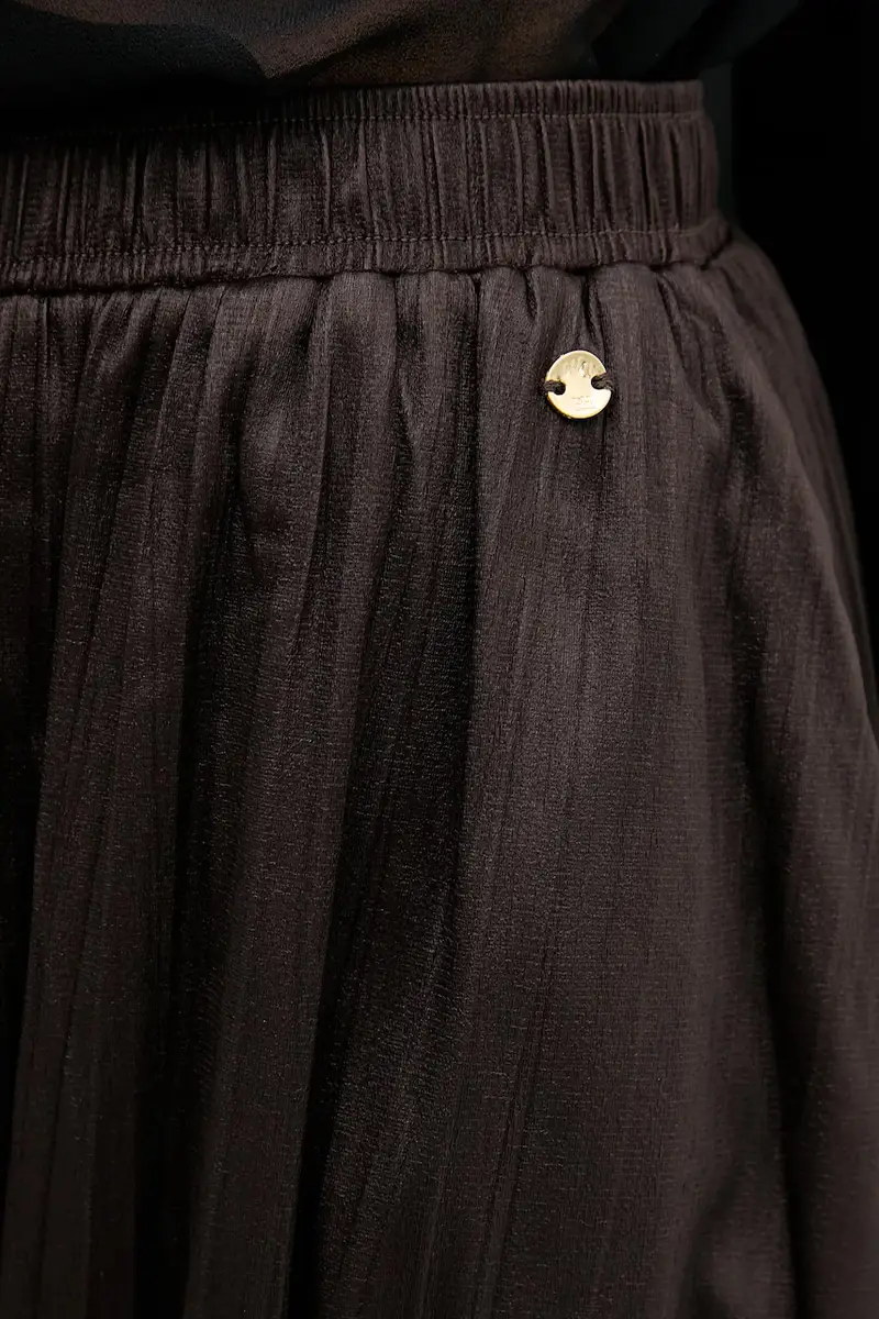 gonna colore marrone 7592141 miniatura 4