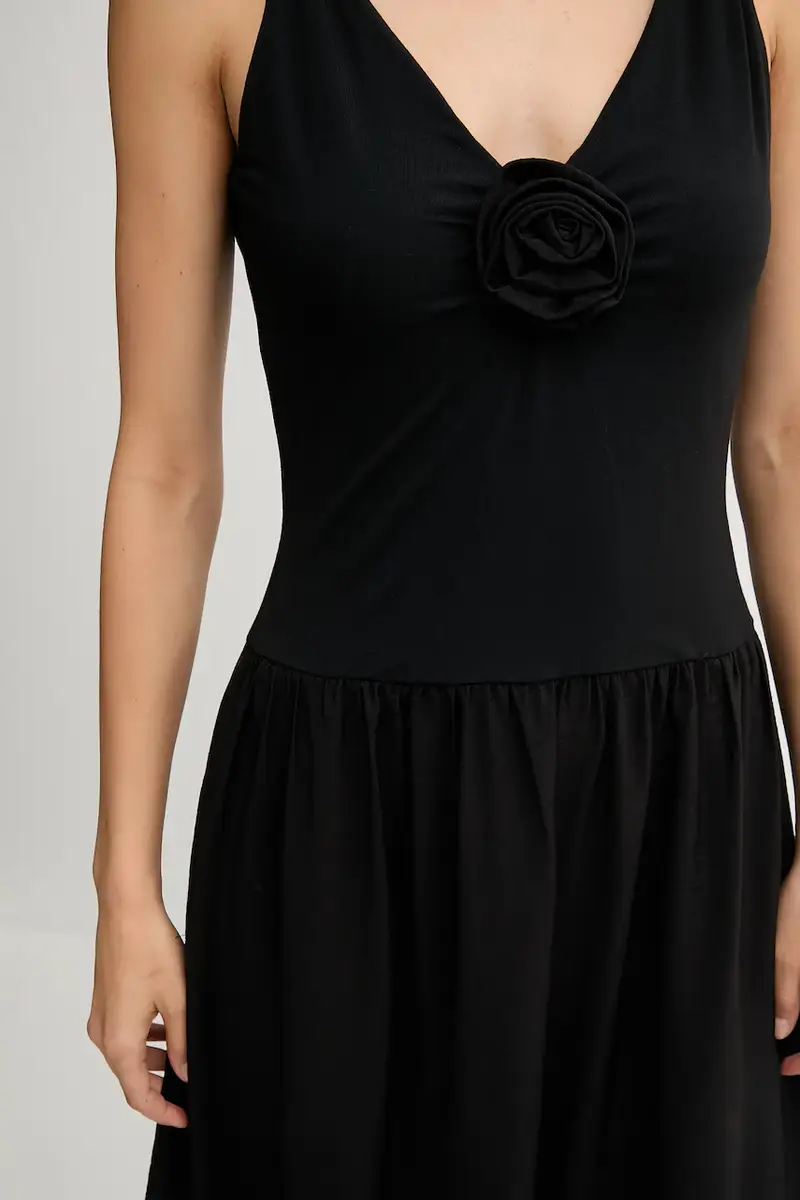 vestito colore nero 3812197 miniatura 4