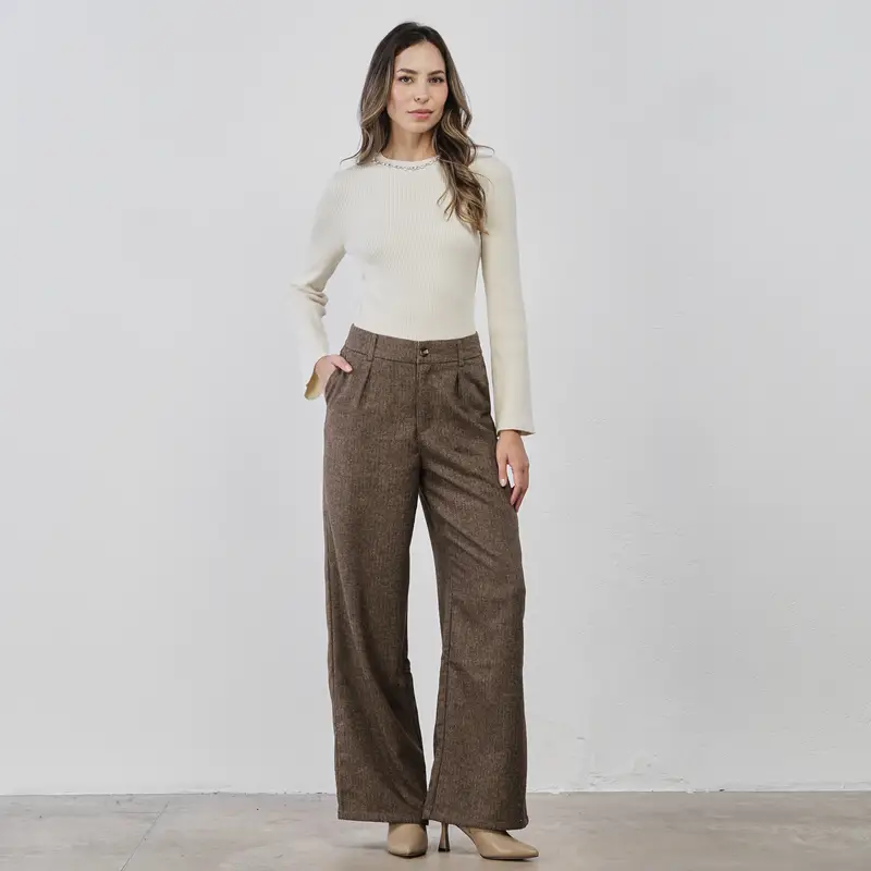 Pantaloni marroni lunghi da donna in fantasia spigata