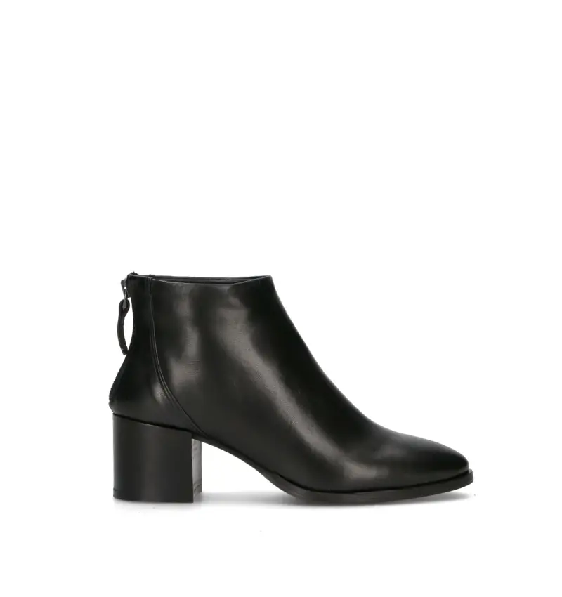 Tronchetto donna nero in pelle Vario